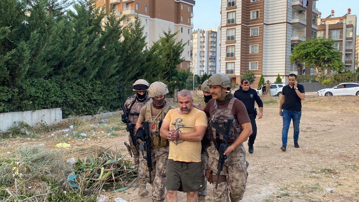 Mersin'deki Alman dolandırıcısı çete çökertildi