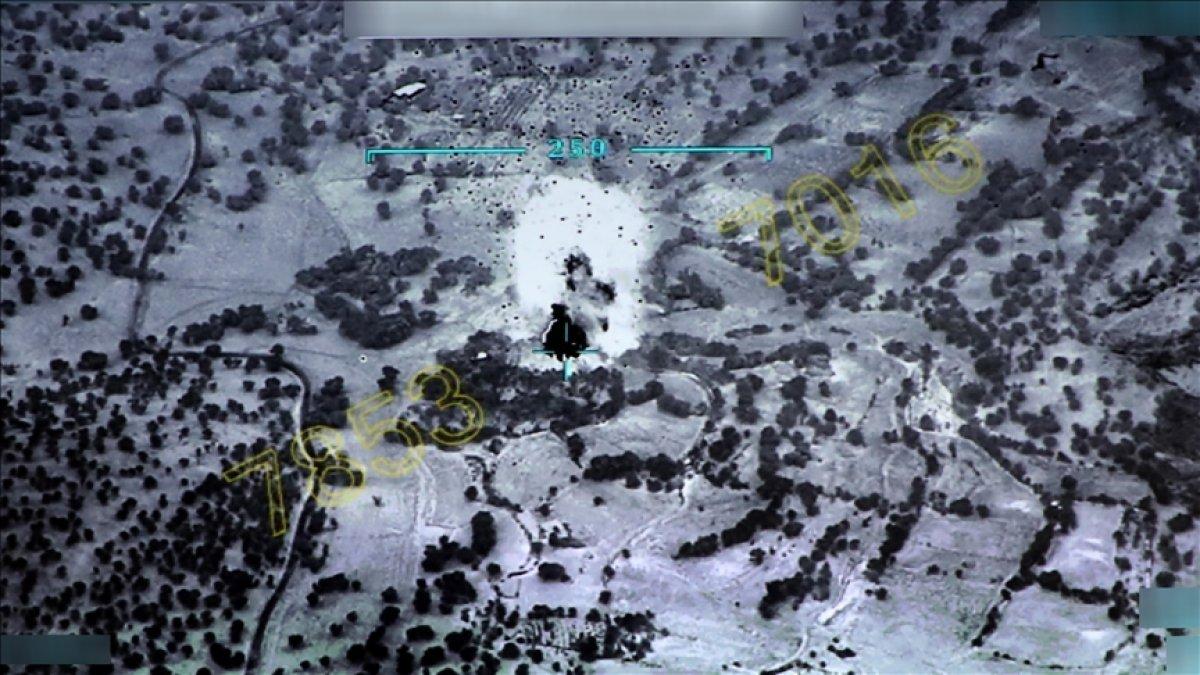 Asos'a hava harekatı