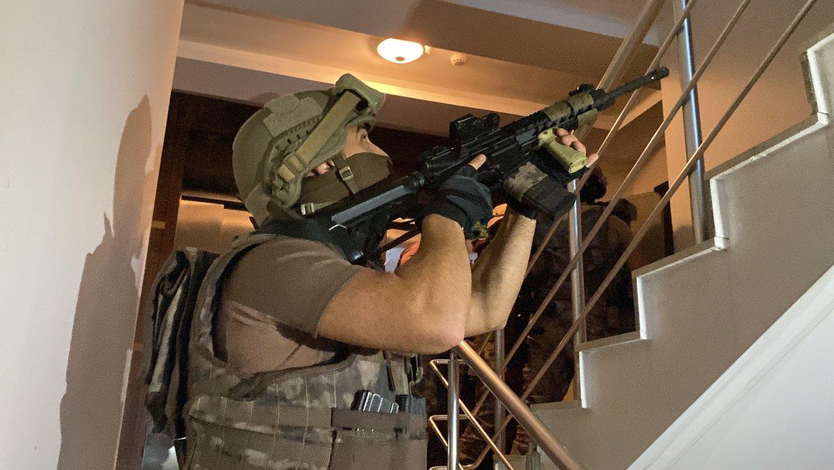 Mersin'deki Alman dolandırıcısı çete çökertildi