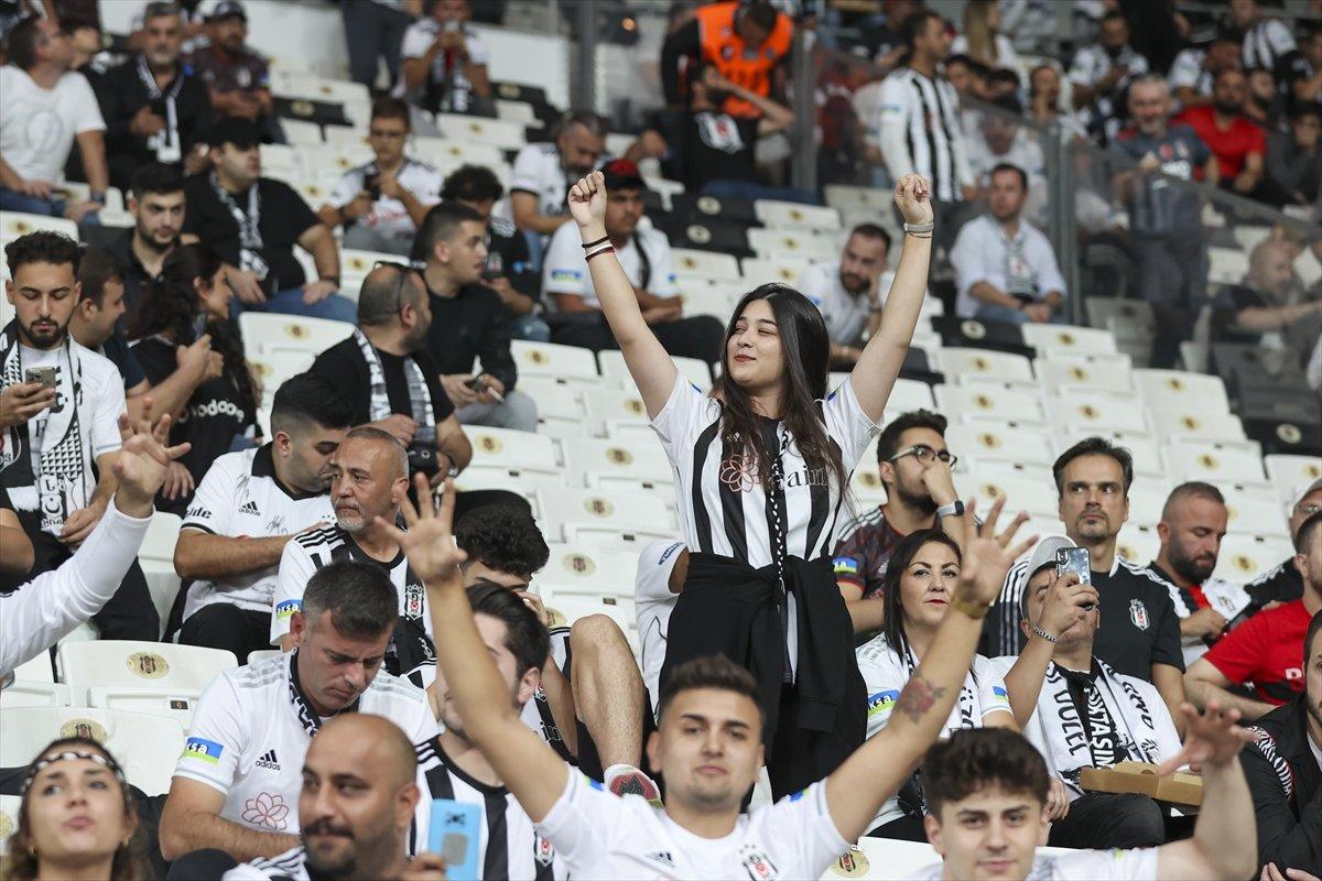 Beşiktaş taraftarından Fenerbahçe derbisine yoğun ilgi