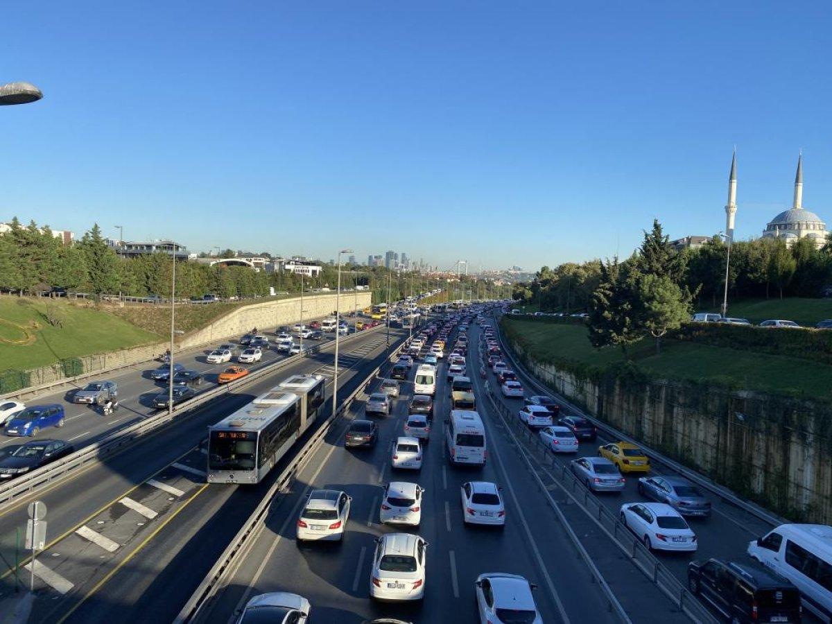 İstanbul’da trafik yüzde 63'e ulaştı