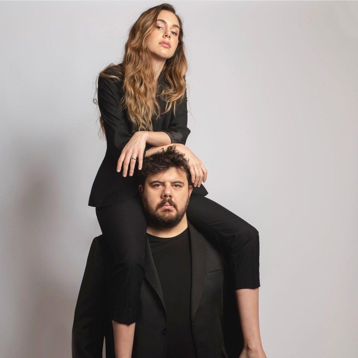 Berfu Yenenler, Eser'in parti evini balyozla bastı