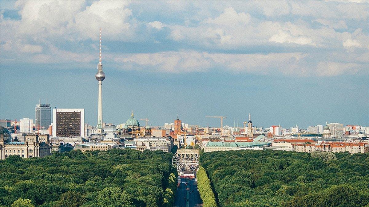 İki Almanya’nın birleşmesinin 32'nci yılı