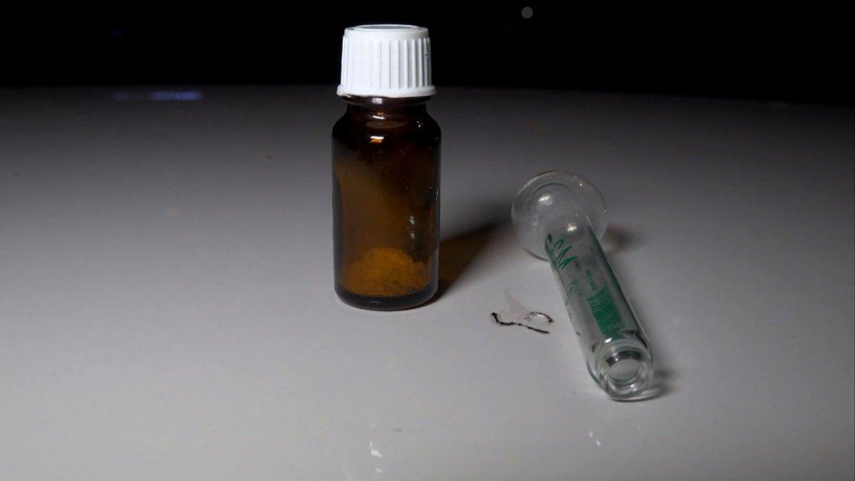 Aksaray'da uyuşturuyla yakalanan genç ekiplere tepki gösterdi