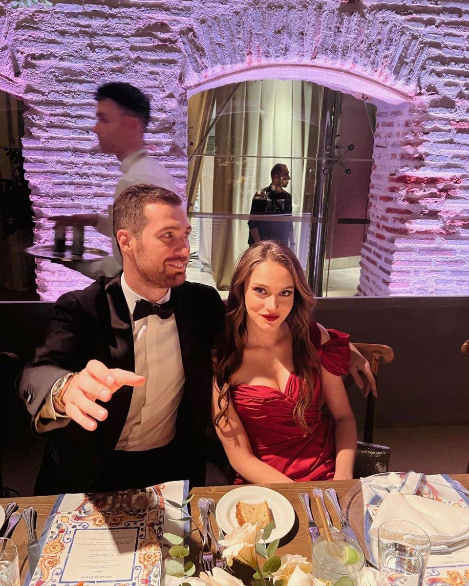 Oğulcan Engin, Miray Daner'in hep yanında