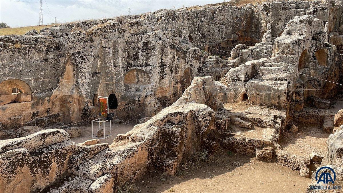 Adıyaman'da askeri başarılarda verilen 1800 yıllık madalya bulundu