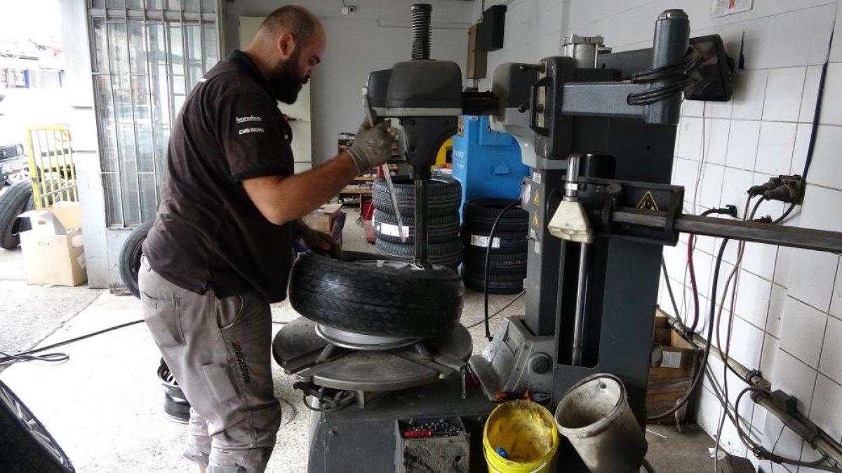 Ordu'da sürücüler kış gelmeden lastikçilere akın etti