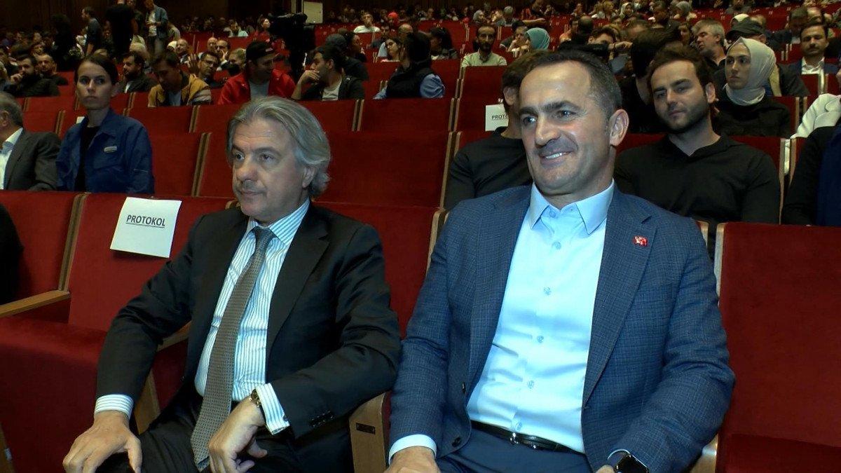 Cumhurbaşkanlığı Sözcüsü İbrahim Kalın, AKM’de konser verdi