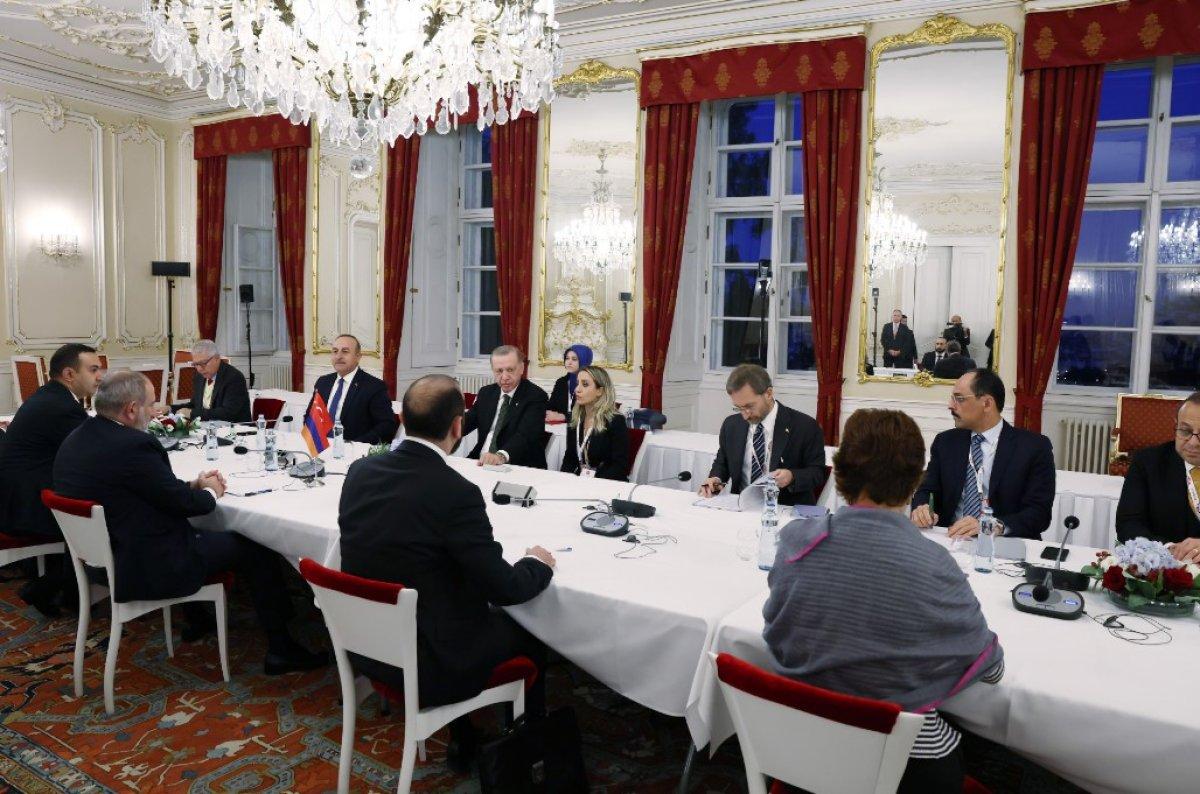 Cumhurbaşkanı Erdoğan, Ermenistan Başbakanı Paşinyan ile görüştü