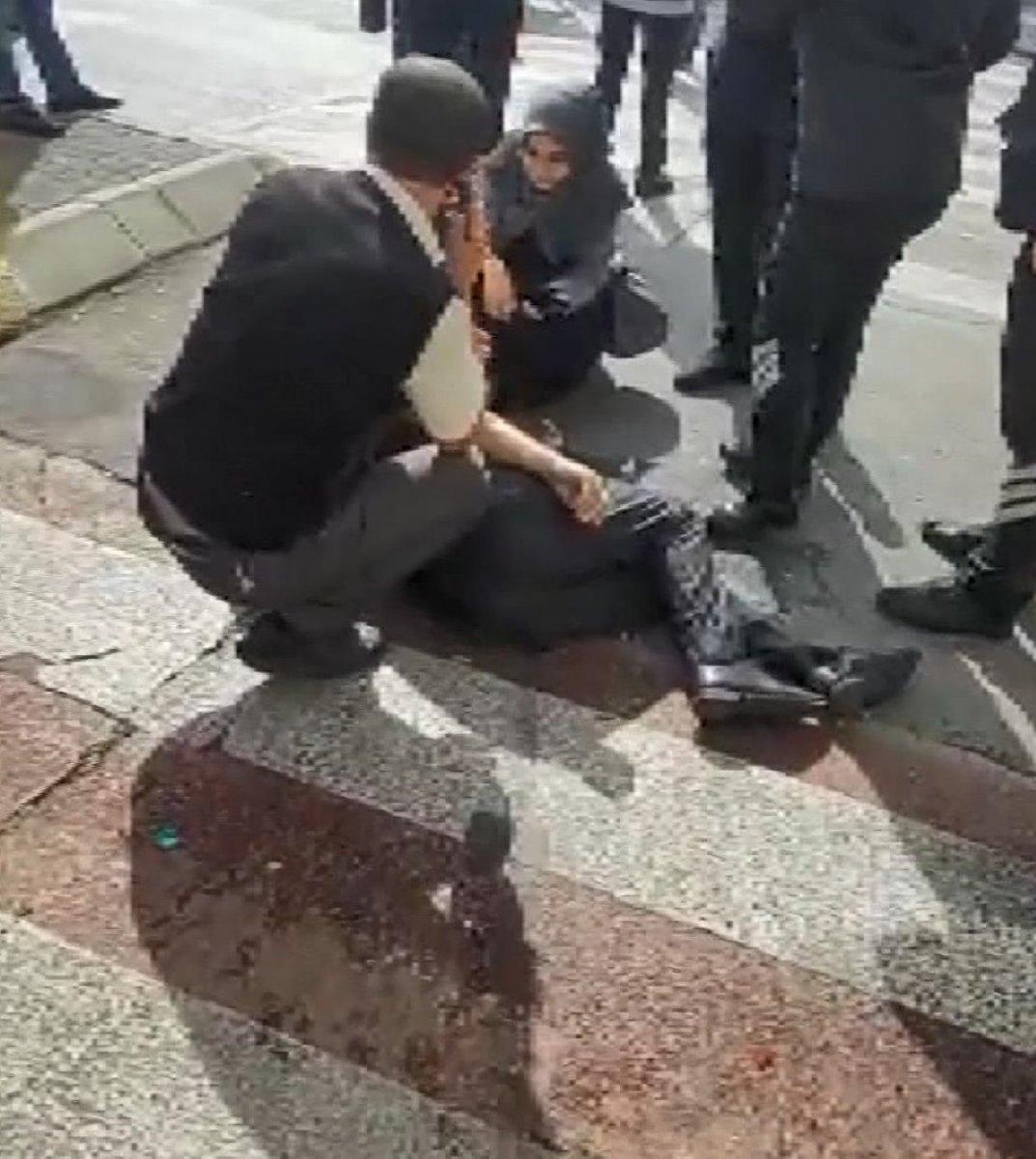 Gaziosmanpaşa’da 2 otobüs arasına sıkışan İETT şoförü öldü