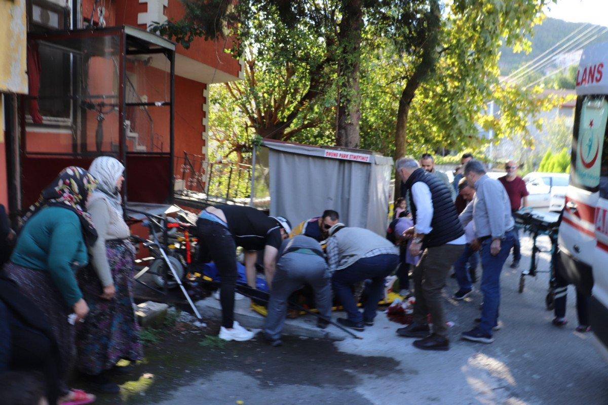 Zonguldak'ta tekerlekli sandalye ile engelli asansöründen düşüp öldü