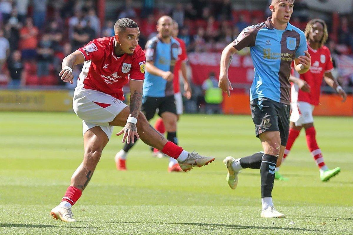 Courtney Baker-Richardson, konsolda oynarken kendini sakatladı