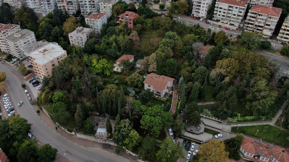 Bursa Büyükşehir Belediye Başkanı, konutunu yıkıp halka açıyor