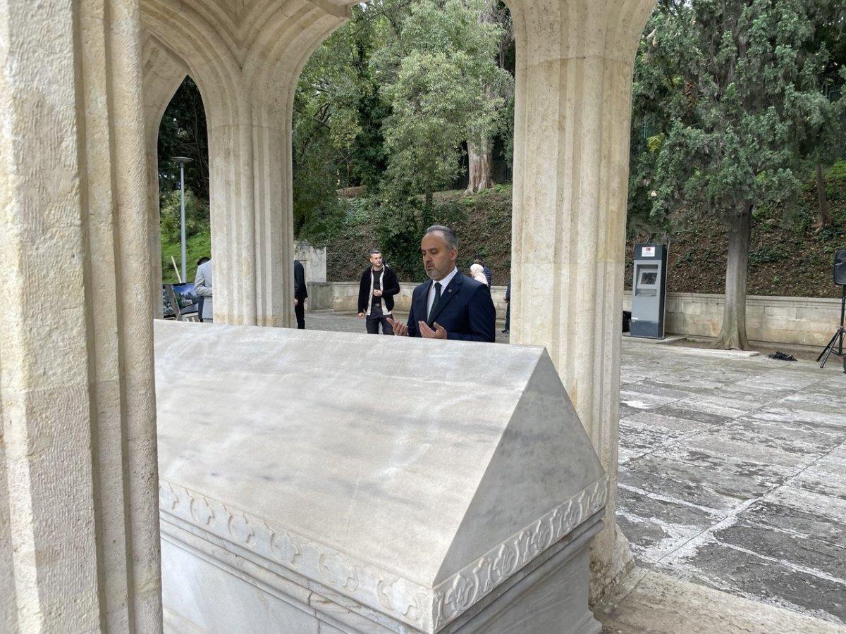 Bursa Büyükşehir Belediye Başkanı, konutunu yıkıp halka açıyor