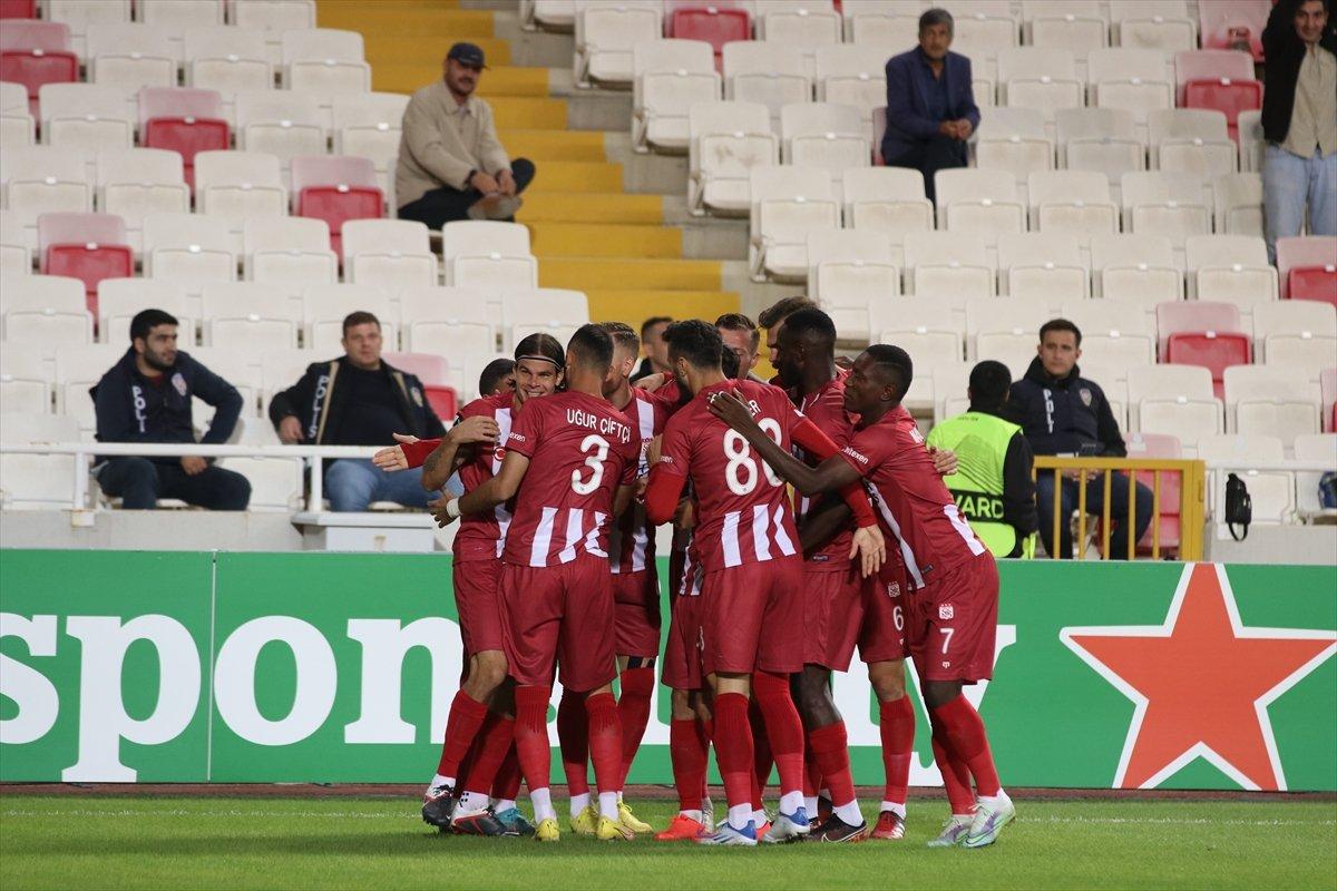 Sivasspor'un grubunda ilginç puan durumu