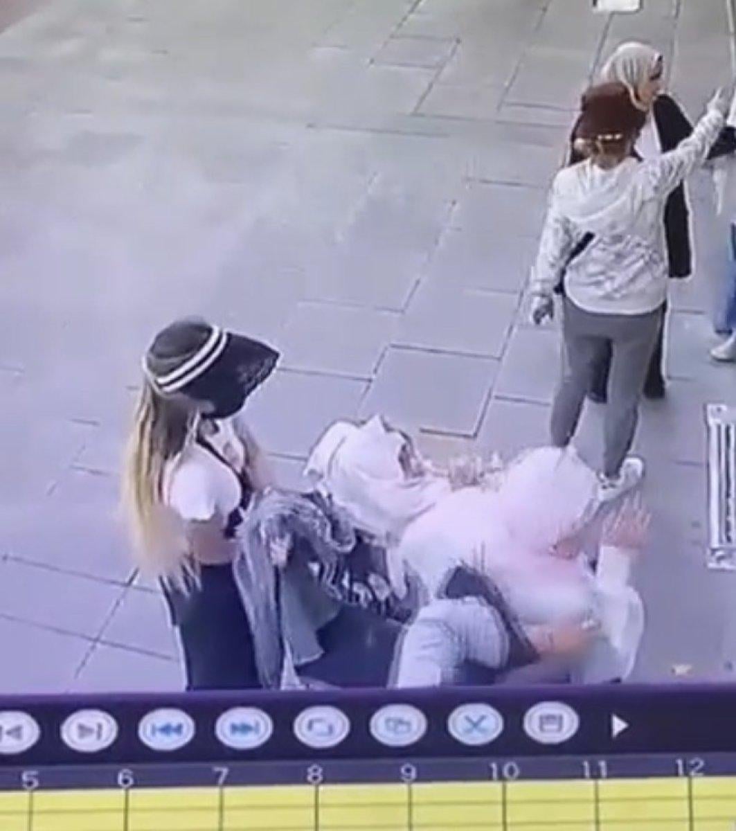 Fatih’te tekerlekli sandalyedeki kadının çantasını çaldılar