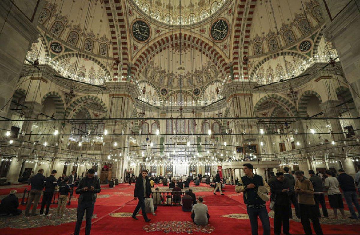 Mevlit Kandili yurt genelinde idrak edildi