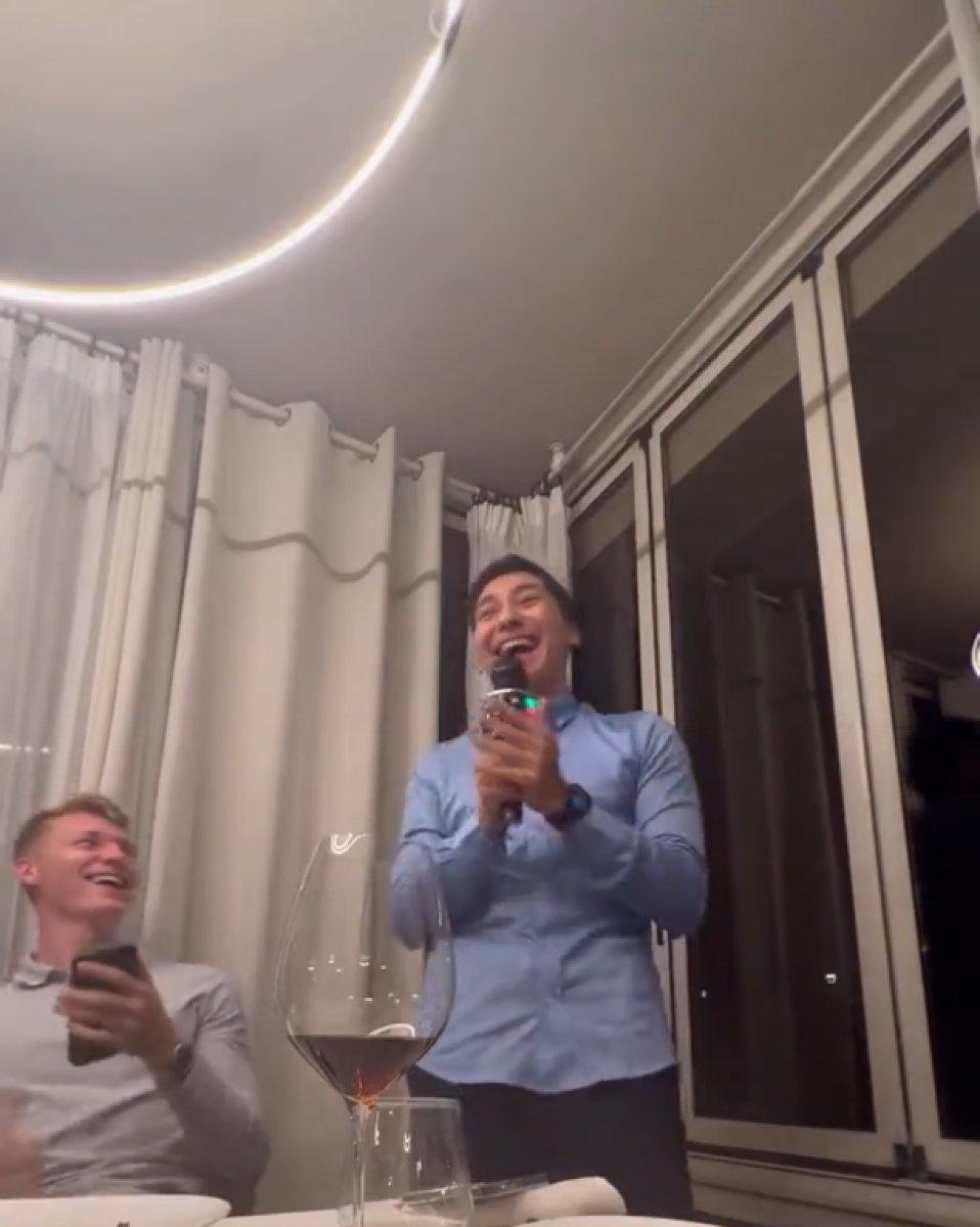 Emirhan İlkhan, Tarkan şarkısı söyledi