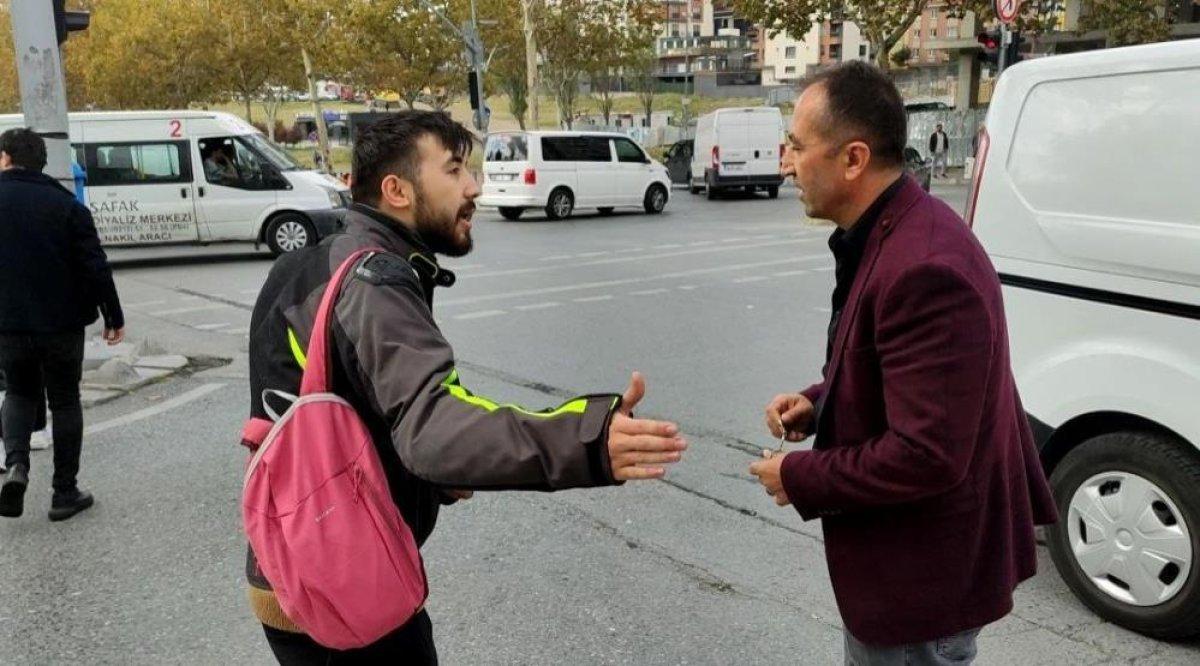 Sultangazi'de kazanın şiddetiyle motosiklet savruldu: 2 yaralı