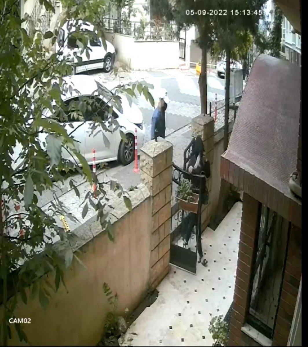 İstanbul'da otomobil hırsızlarının birinin 39 diğerinin 21 suç kaydı bulundu