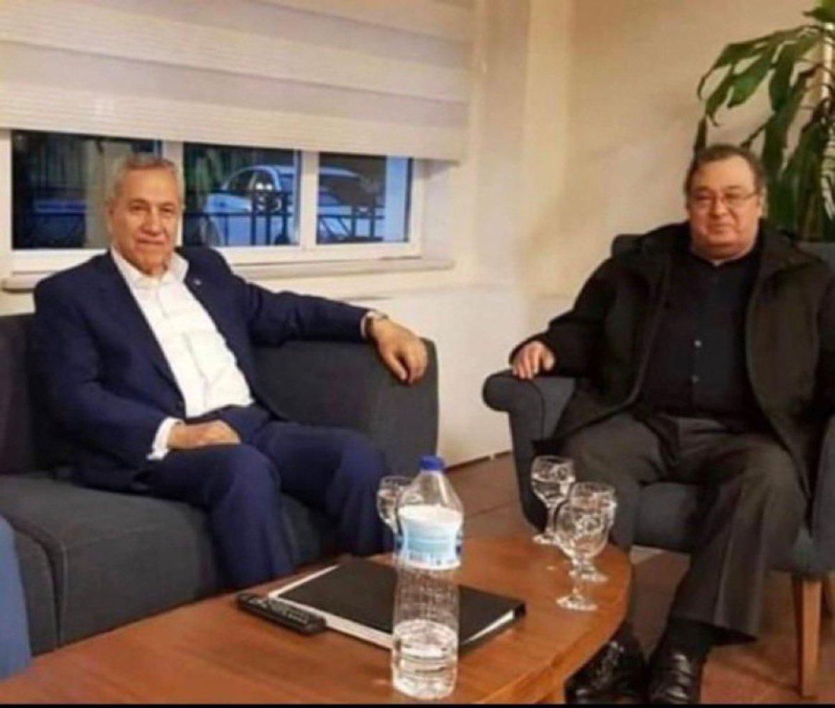 Bülent Arınç'ın ağabeyi hayatını kaybetti