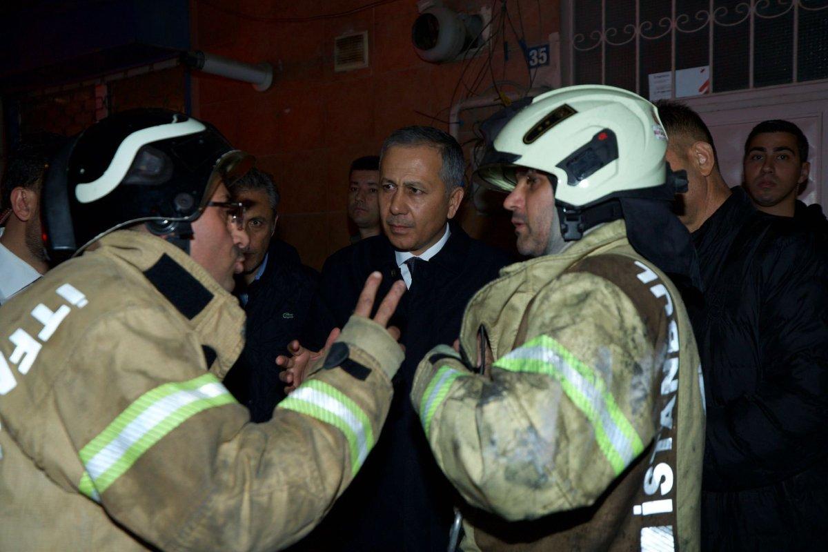 Kadıköy’de bir binada patlama yaşandı