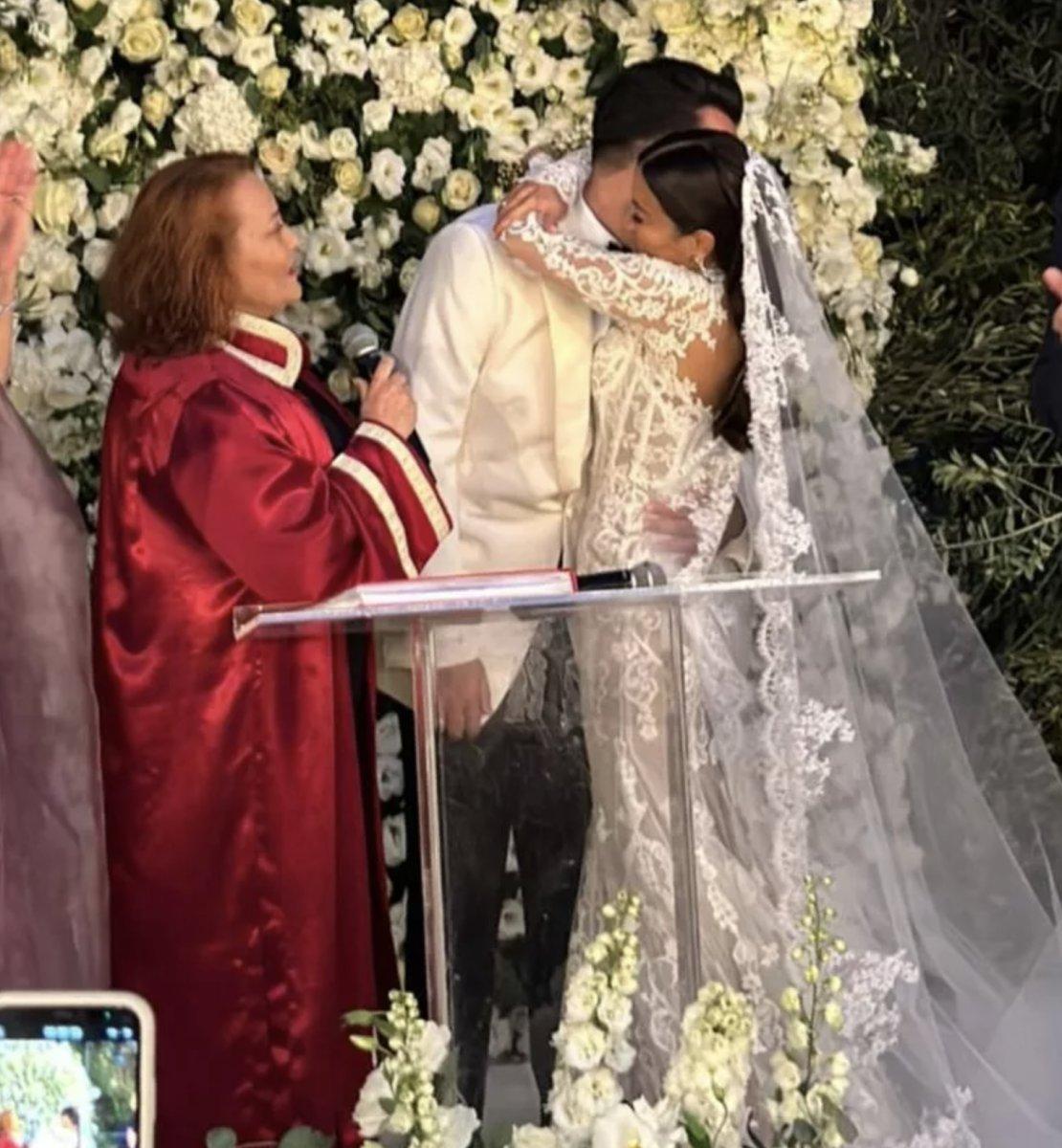 Engincan Ural ile Merve Kaya evlendi