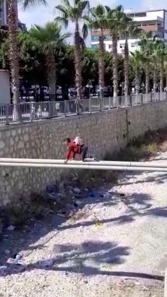 Mersin'de 12 yaşındaki Suriyeli çocuktan cesur davranış