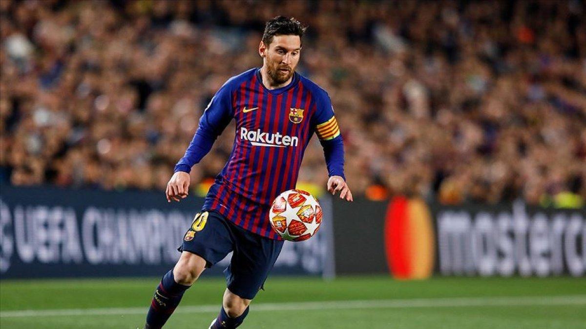 Barcelona, Lionel Messi'nin heykelini dikecek