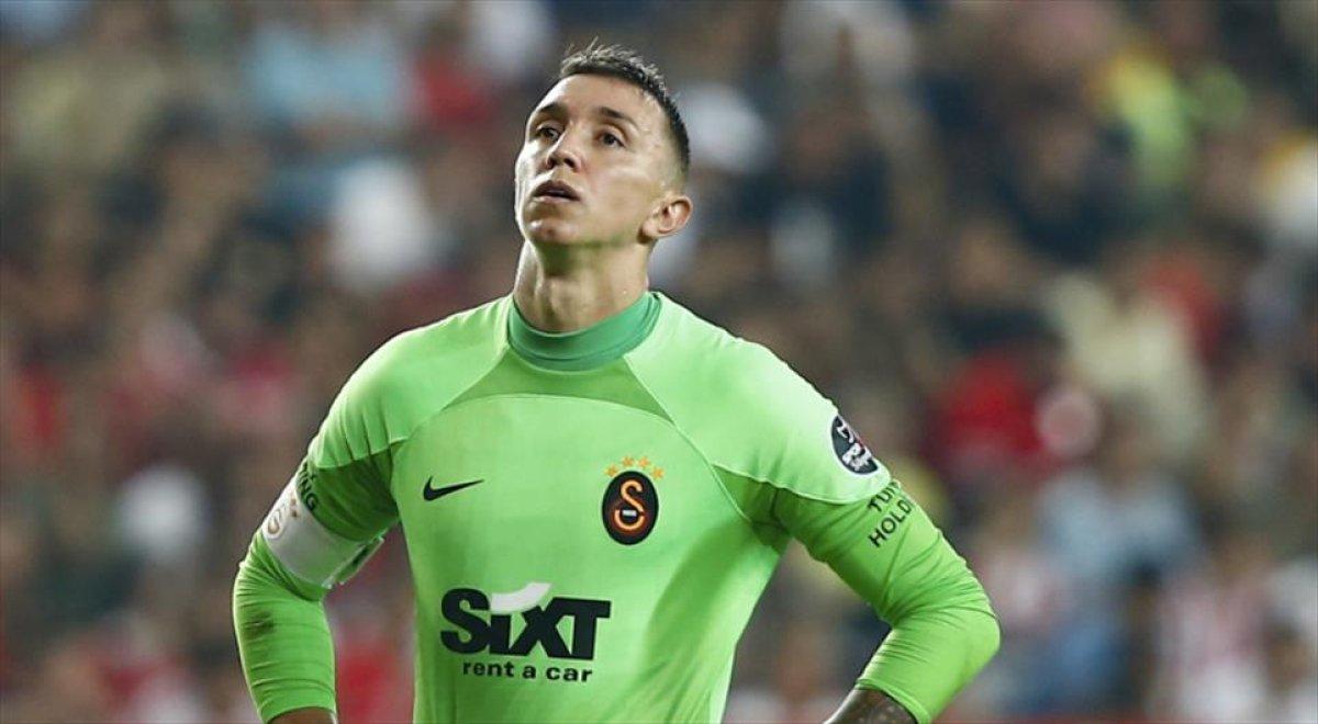 Fernando Muslera: Futbolu Wanderers'ta bırakmak istiyorum