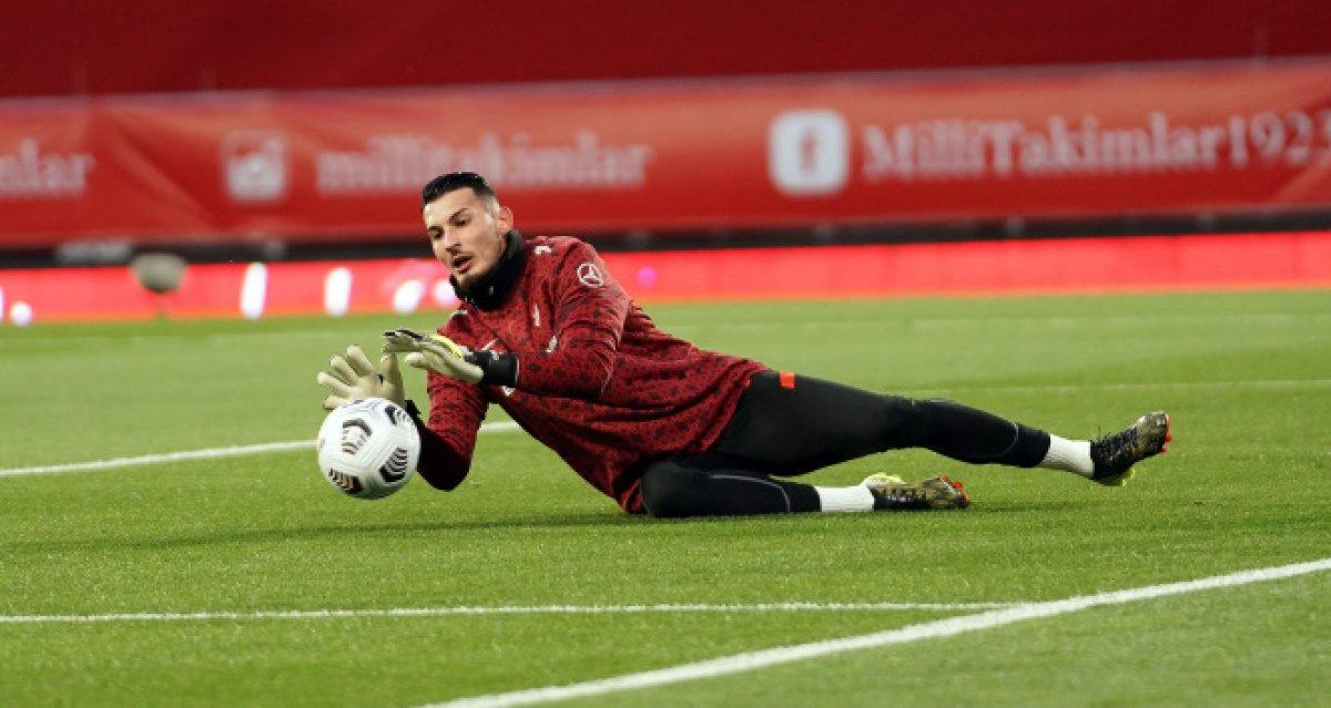 Mustafa Kaplan: Uğurcan 30 milyon euro ediyorsa Altay da eder