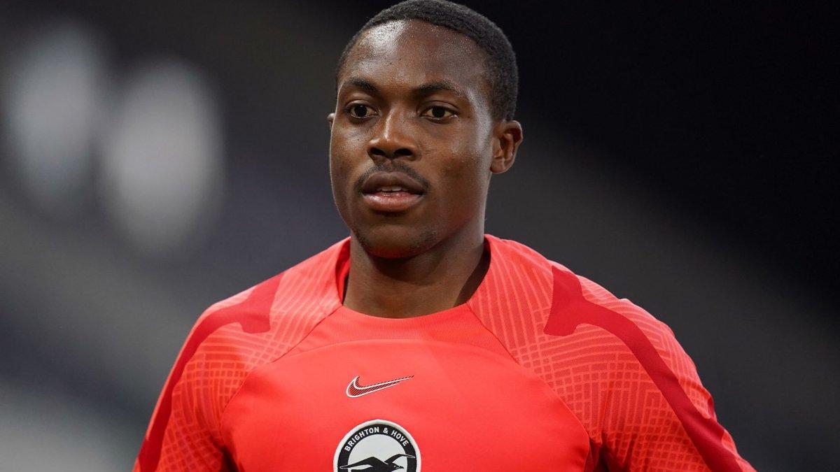 24 yaşındaki Enock kalp sorunu nedeniyle futbolu bıraktı