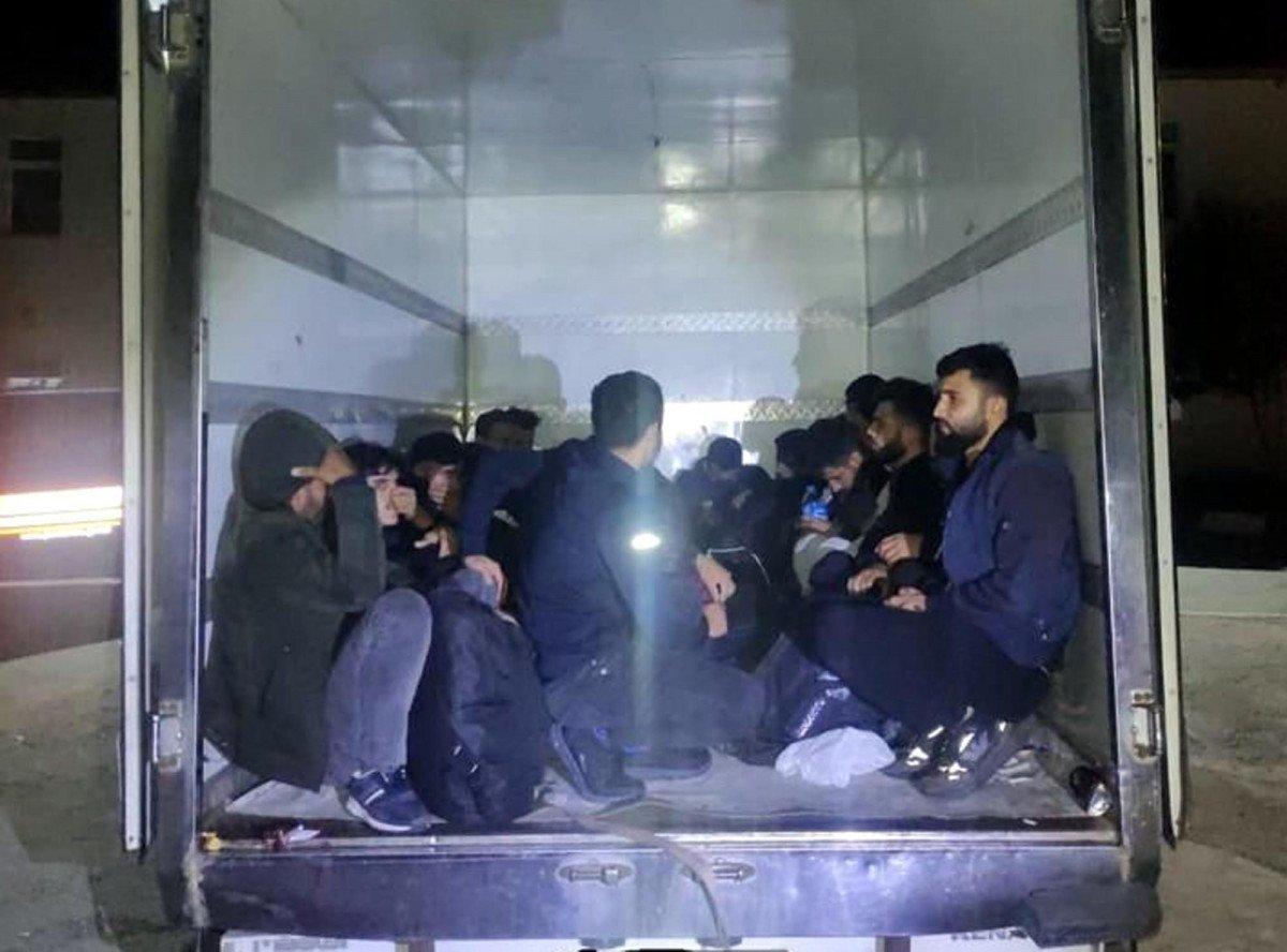 Kırklareli’de 892 kaçak göçmen ile 21 organizatör yakalandı