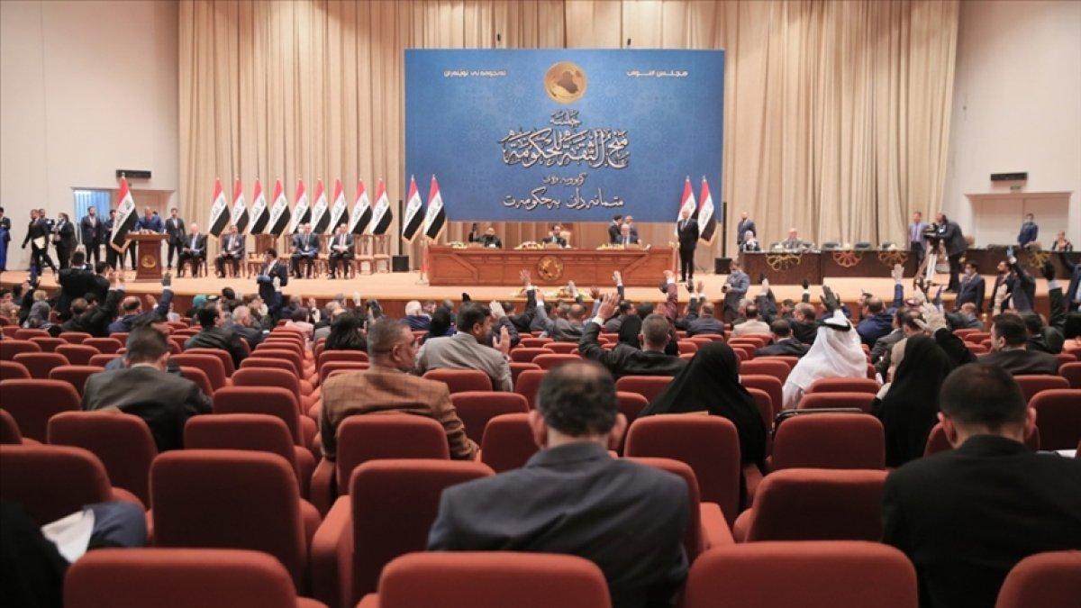 Irak Meclisi yeni cumhurbaşkanını seçiyor