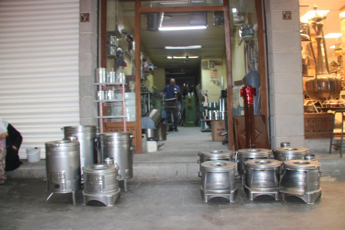 Diyarbakır'da soba üreticisi: Doğalgaz yokken soba satışlarımız iyiydi