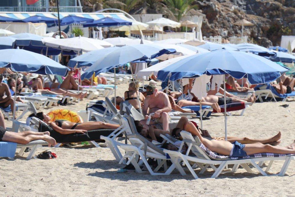 Alanya'da deniz suyu sıcaklığı 26 derece