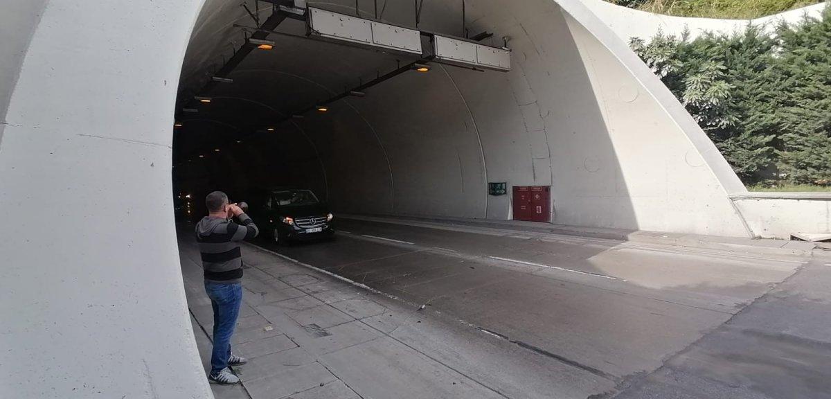 İstanbul'da zurnadan komşuları rahatsız oldu: Tünelde çalmaya başladı