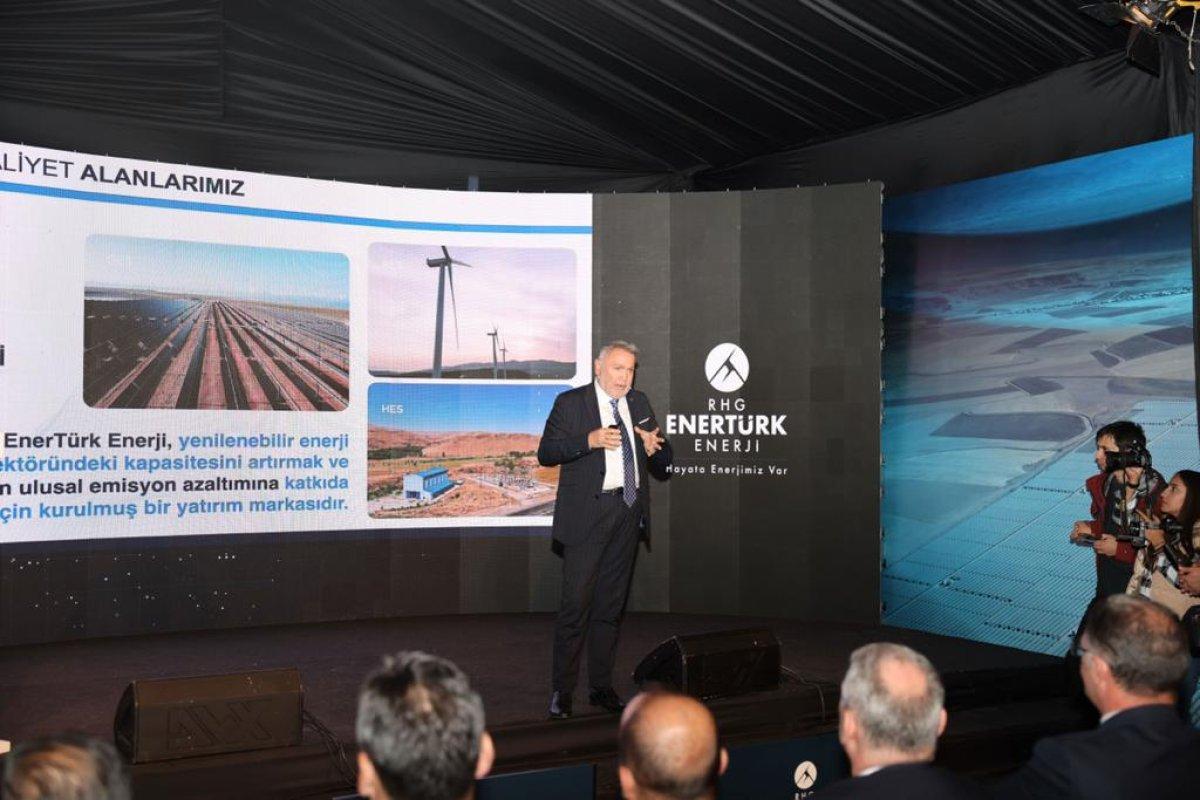 Doğu Anadolu’nun güneş takip sistemli en büyük güneş enerji santrali açıldı