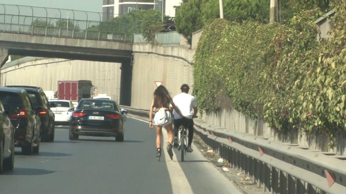 Sarıyer'de patenli ve bisikletli çiftin yolculuğu