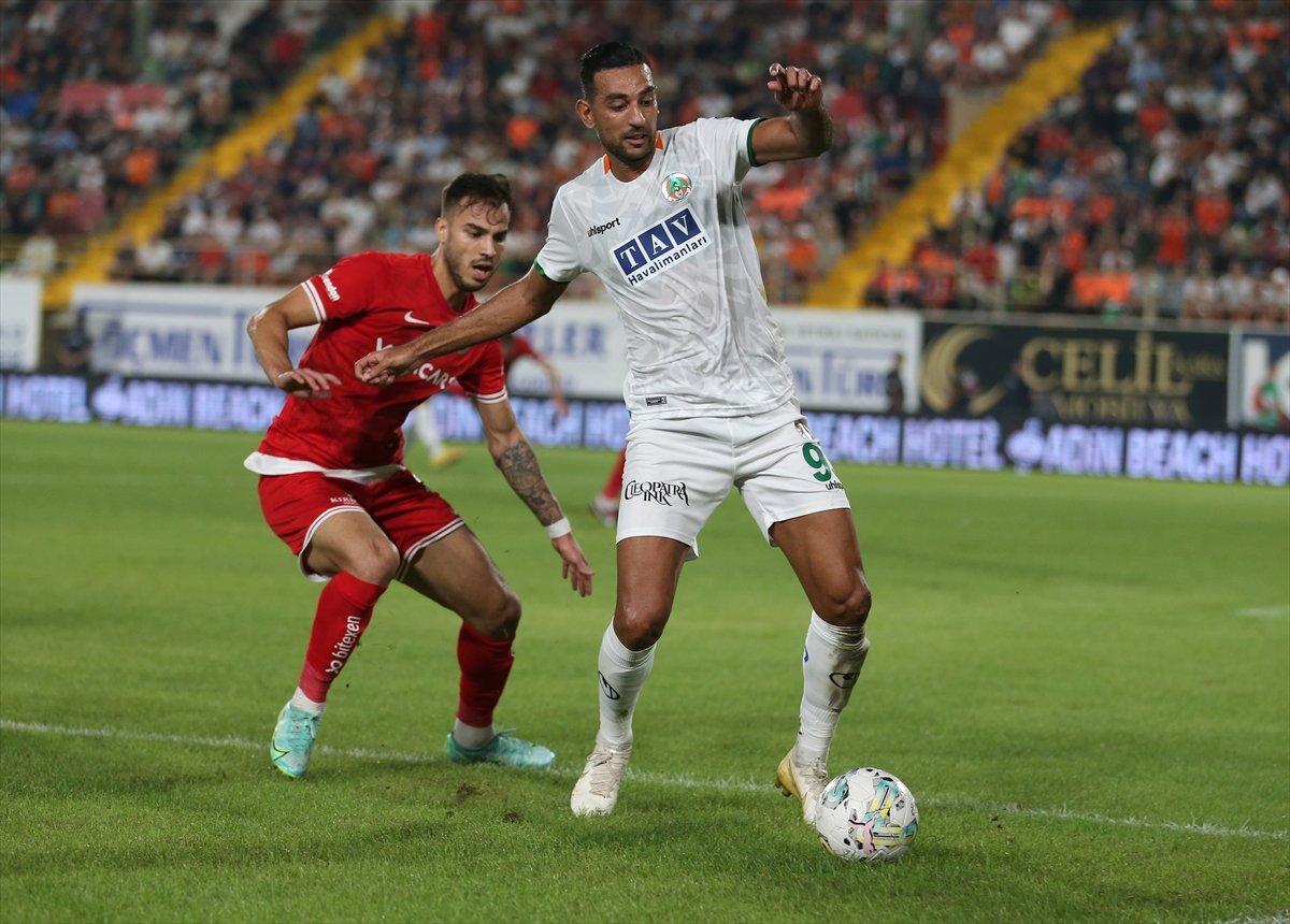 Alanyaspor, Antalyaspor'u mağlup etti