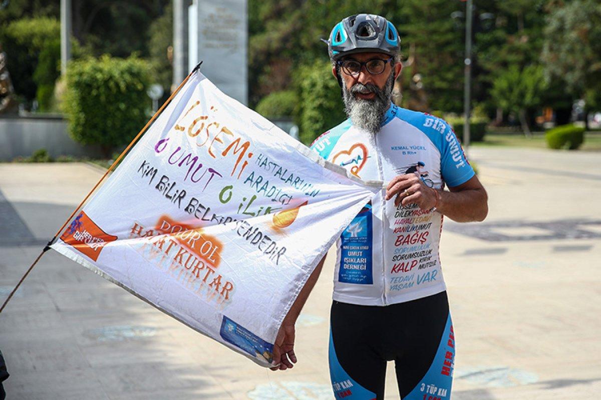 Adana'da kök hücre bağışına dikkati çekmek için 7 bin kilometre pedal çevirdi