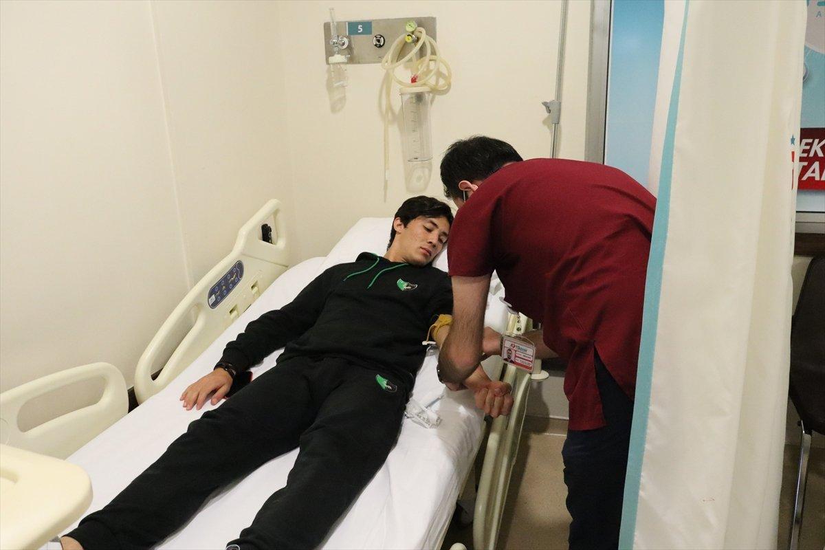 Denizlispor kafilesi, deplasman dönüşü kaza geçirdi