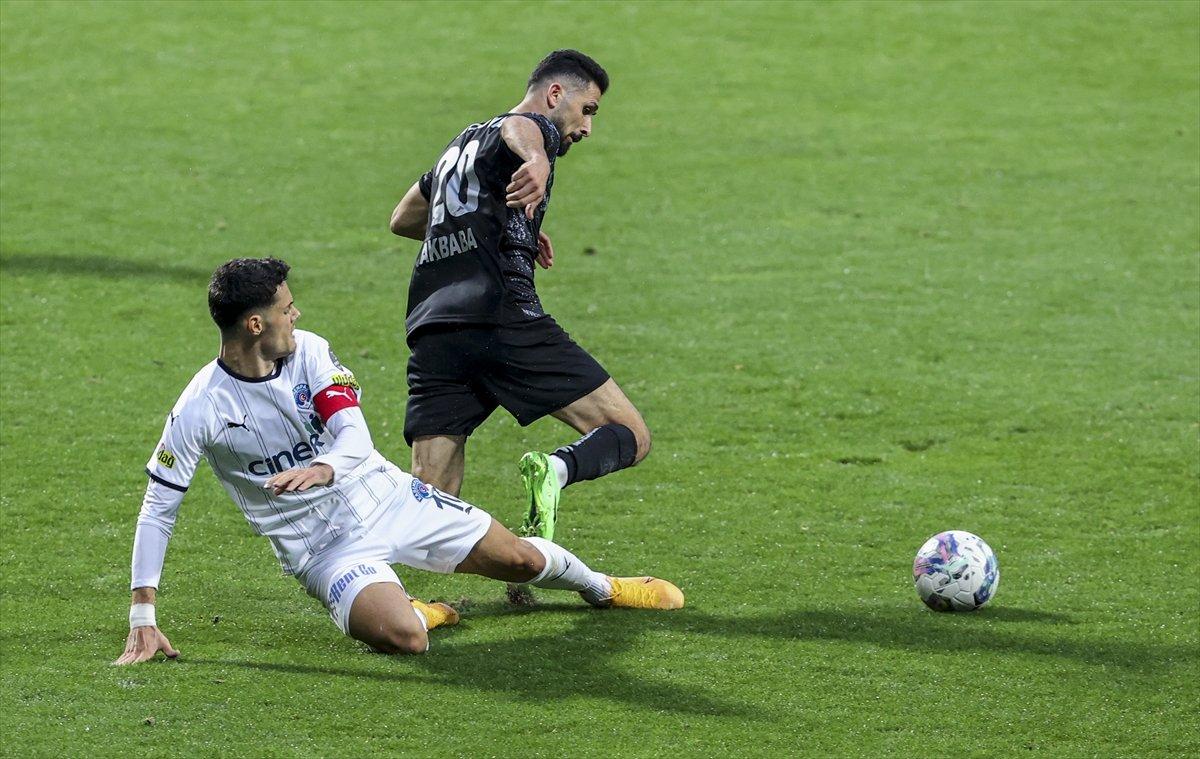 Emre Akbaba: Fenerbahçe istedi ama kalbimin sesini dinledim