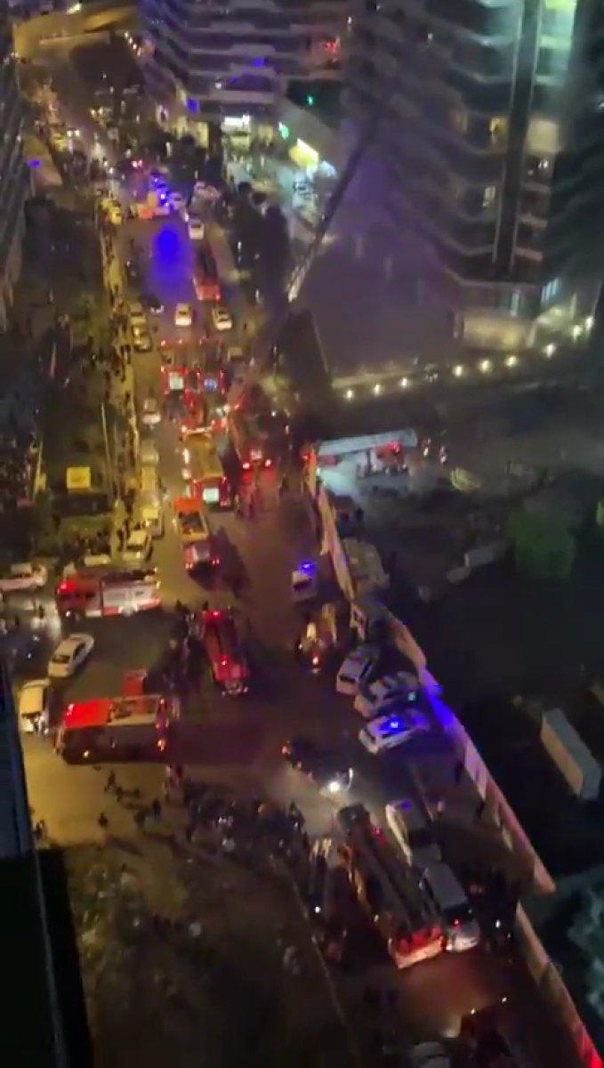 Kadıköy'deki bir rezidansta yangın çıktı