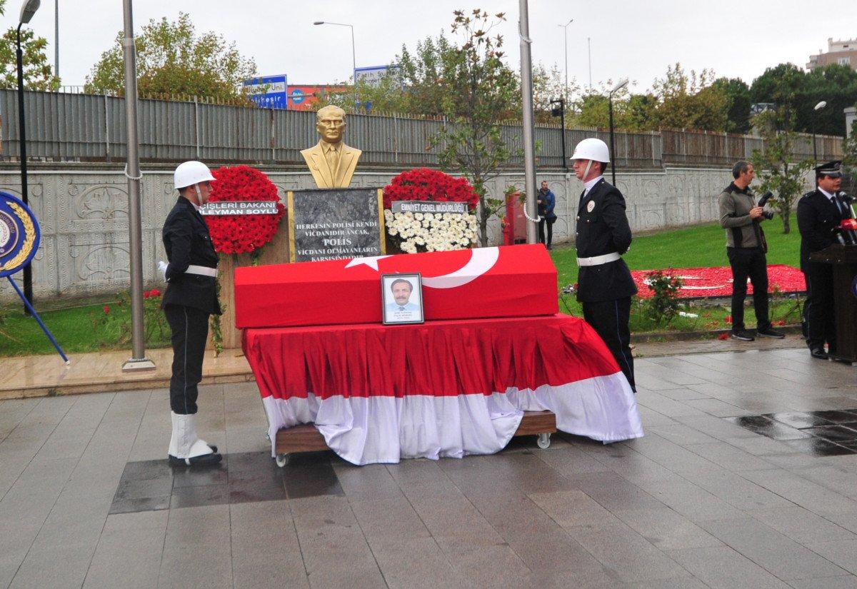Bursa'da şehit olan polis için tören