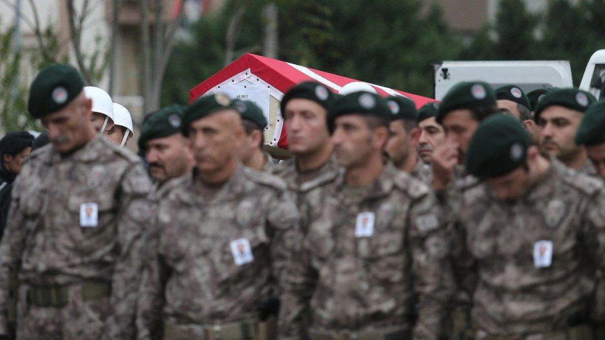 Bursa'da şehit olan polis için tören