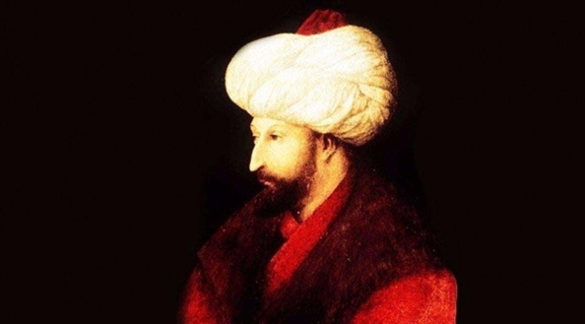 Asıl görüntüsü çok farklıymış! Fatih Sultan Mehmet'in gerçek resmi görenleri şaşırtıyor