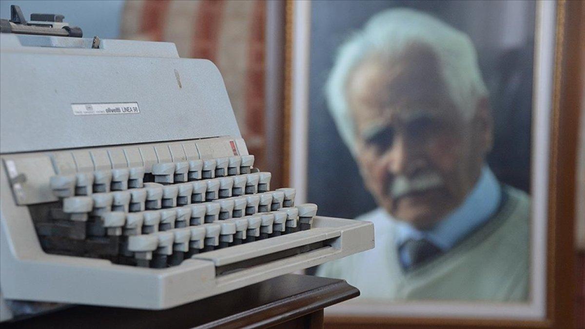 Türk edebiyatının Türkmen dervişi: Bahaettin Karakoç