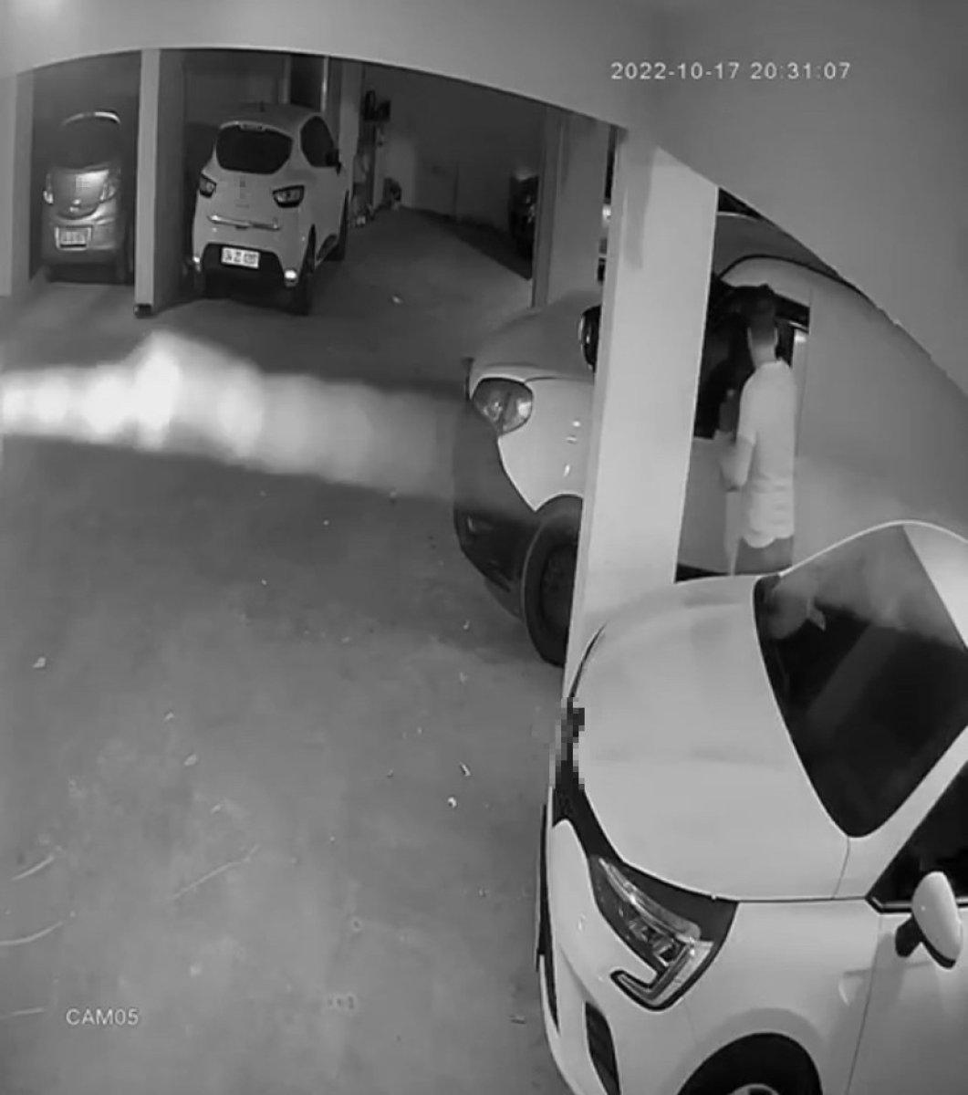 Gaziosmanpaşa'da park yeri için komşusunun aracını yaktı