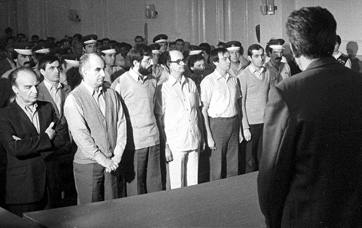 Aliya İzzetbegoviç ölüm yıl dönümünde anılıyor